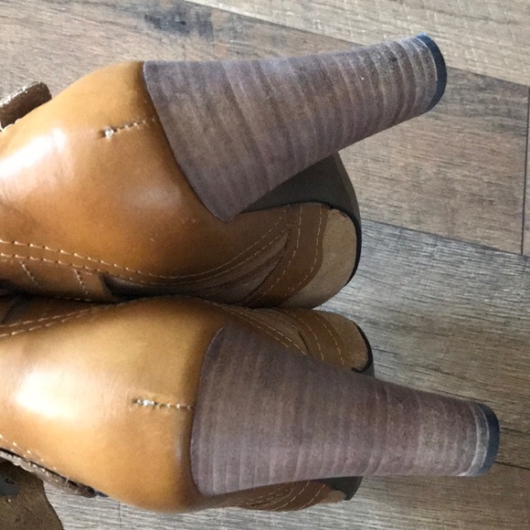 Zara basic boots in size 39, US size 8.5 - Picture 6 of 8